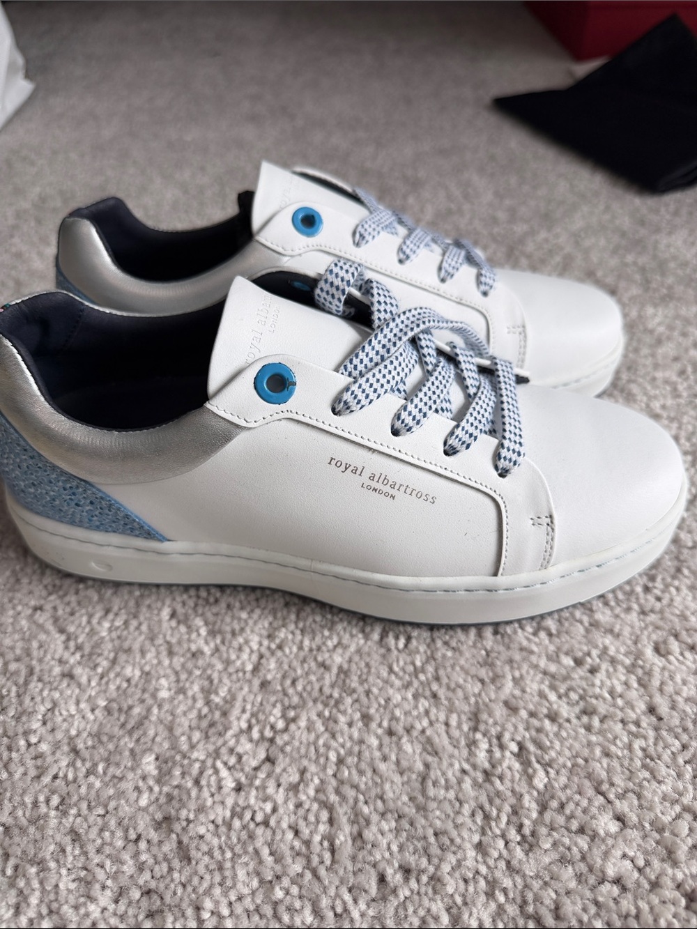 Royal Albartross women’s Lady Skye Golf Shoes in White / Sky Blue size US 5 NEW